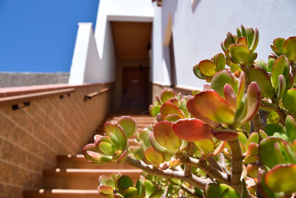 Vivienda Vacacional La Portada Техеда Екстериор снимка